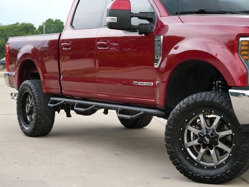 Used 2019 Ford F250 Lariat w/ Lariat Ultimate Package AWD/4WD image 3