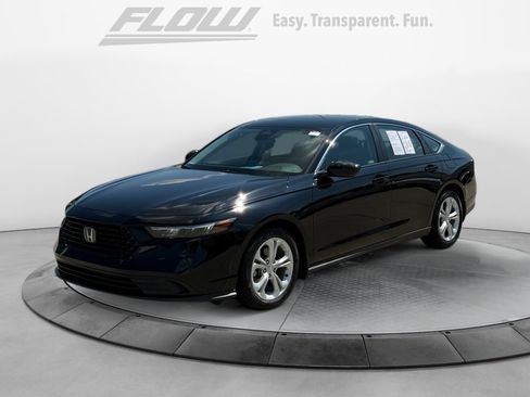 Certified 2024 Honda Accord LX image 4