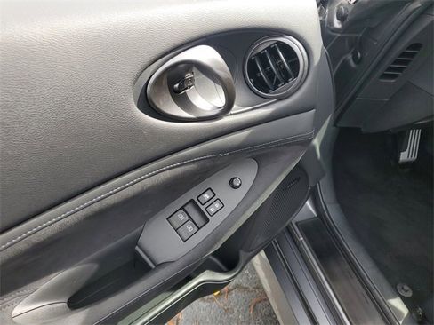 Certified 2024 Nissan Z Performance w/ Floor Mat Package image 12