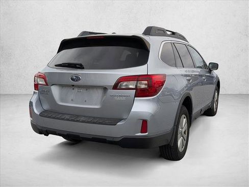 Used 2015 Subaru Outback 2.5i Premium image 3