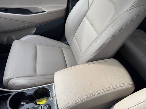 Used 2016 Hyundai Tucson Limited w/ Option Group 03 image 14