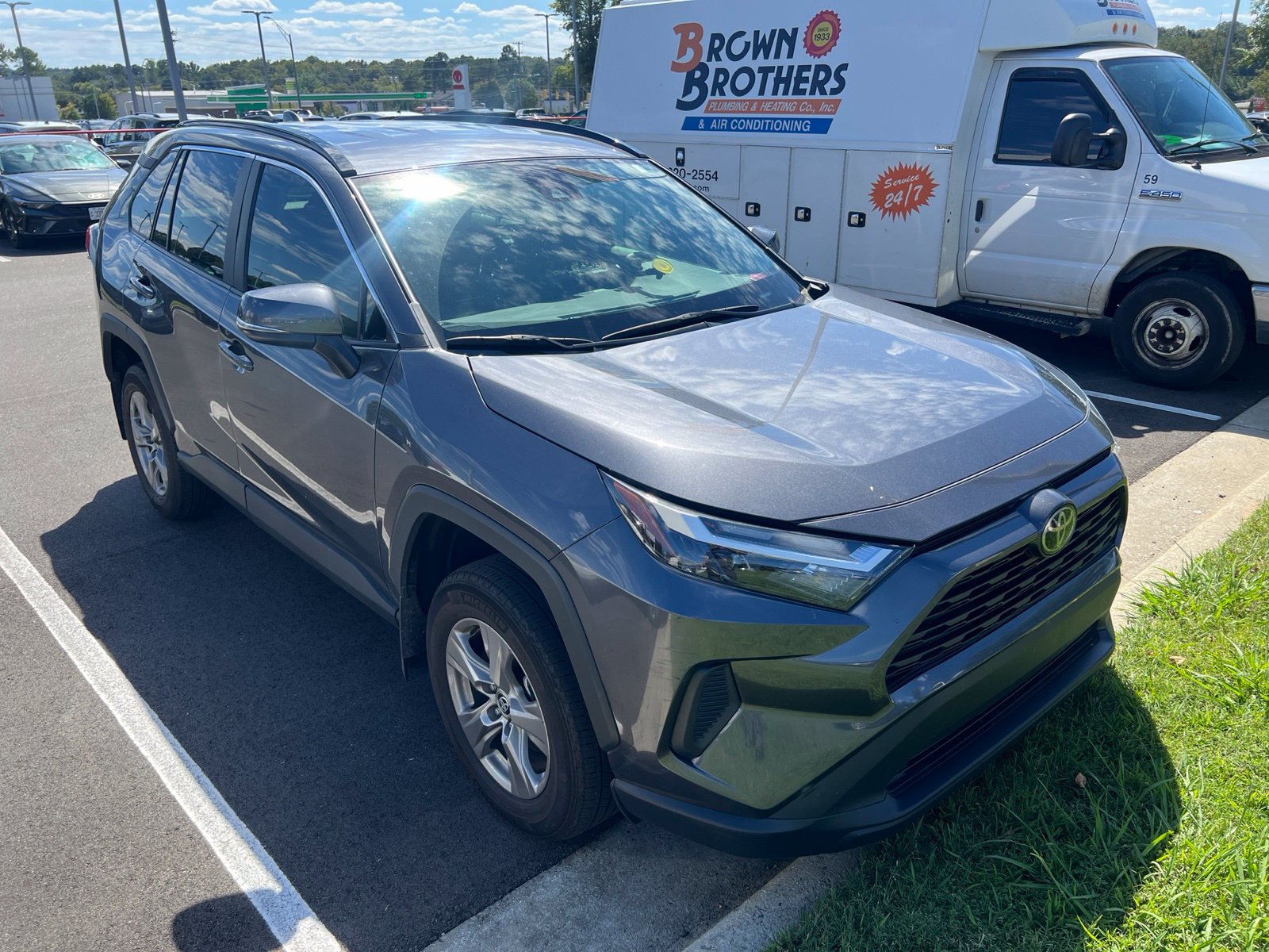 Used 2023 Toyota RAV4 XLE FWD image 18