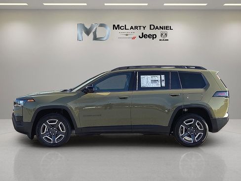 New 2026 Jeep Cherokee Laredo AWD/4WD image 3