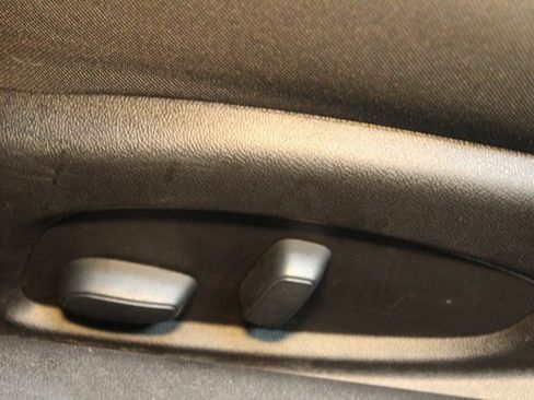 Used 2018 Chevrolet Camaro LT image 14