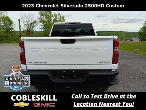 Used 2023 Chevrolet Silverado 2500 Custom w/ Custom Value Package AWD/4WD image 4