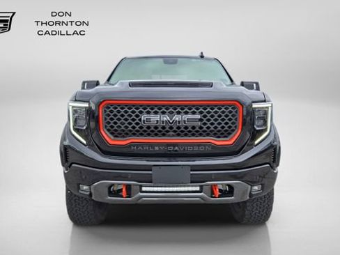 Used 2024 GMC Sierra 1500 AT4 w/ Technology Package AWD/4WD image 8