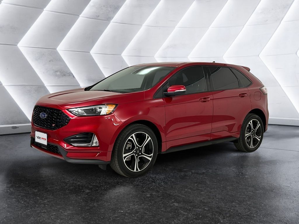 Used 2024 Ford Edge ST w/ Cargo Accessory Package AWD/4WD image 3