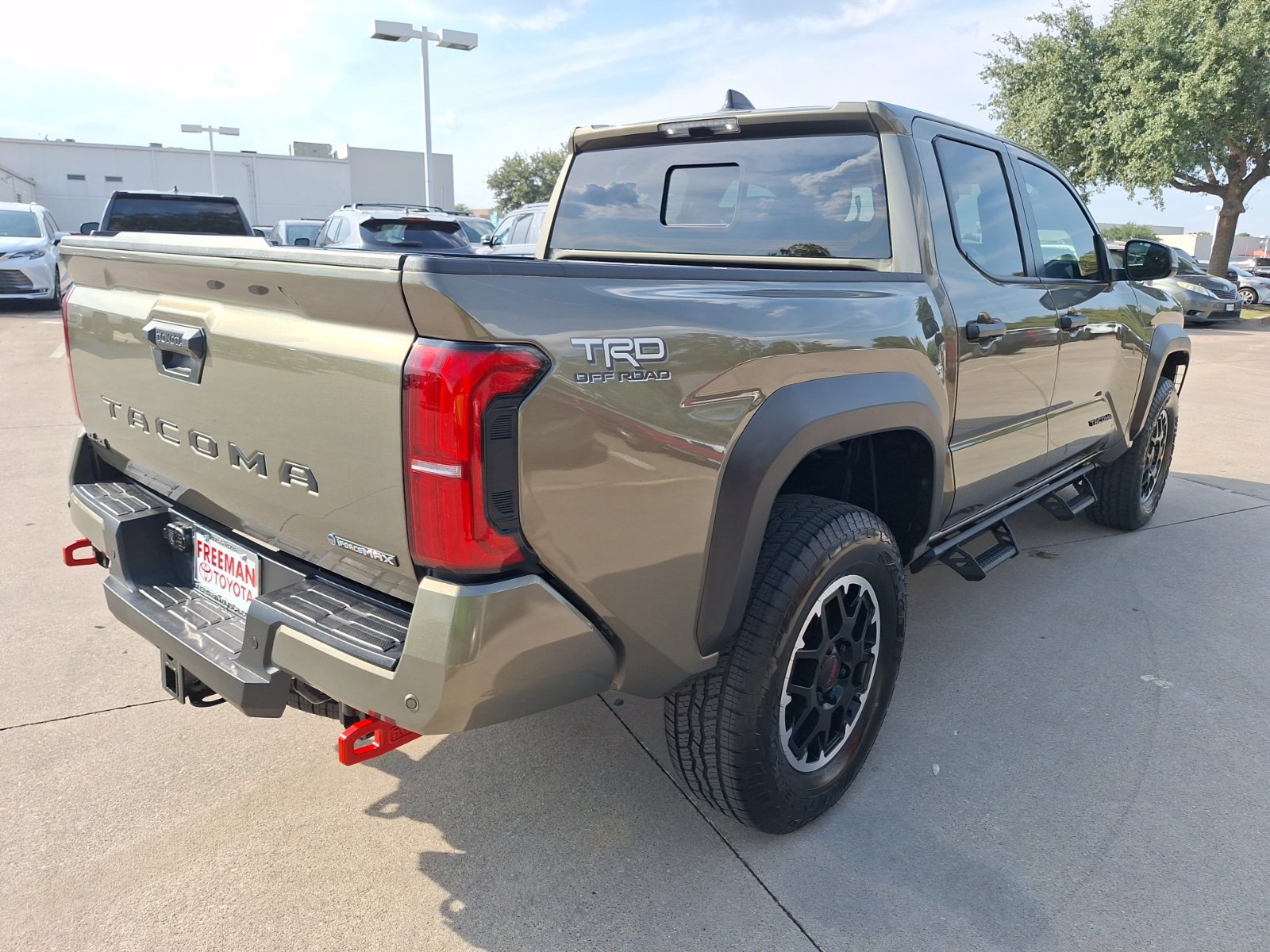 Used 2025 Toyota Tacoma TRD Off-Road w/ TRD Off Road Upgrade Package AWD/4WD image 6