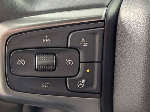 Certified 2023 Chevrolet Suburban Premier image 16