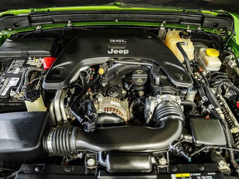 Used 2018 Jeep Wrangler Unlimited Rubicon image 20