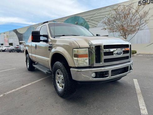 Used 2008 Ford F250 XLT image 2