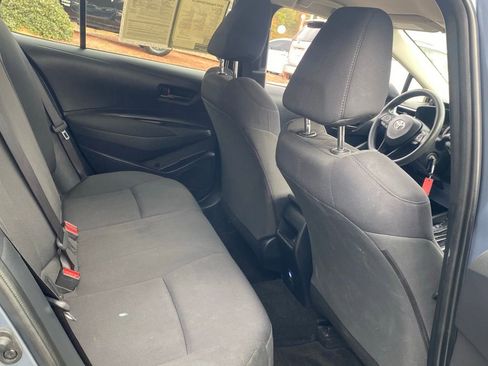 Used 2022 Toyota Corolla LE image 17