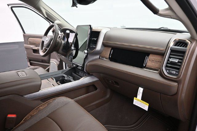 New 2027 RAM 2500 Limited AWD/4WD image 30
