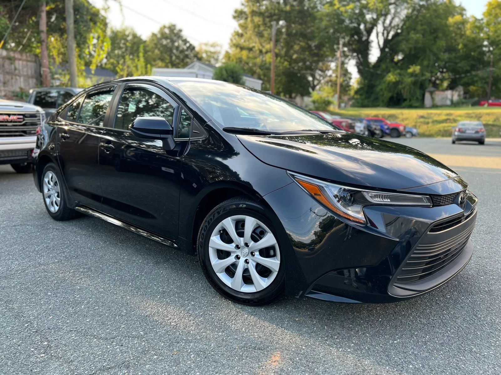 Used 2024 Toyota Corolla LE FWD image 20