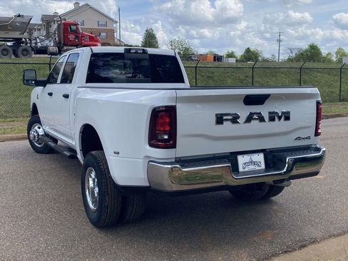 New 2026 RAM 3500 Tradesman AWD/4WD image 4