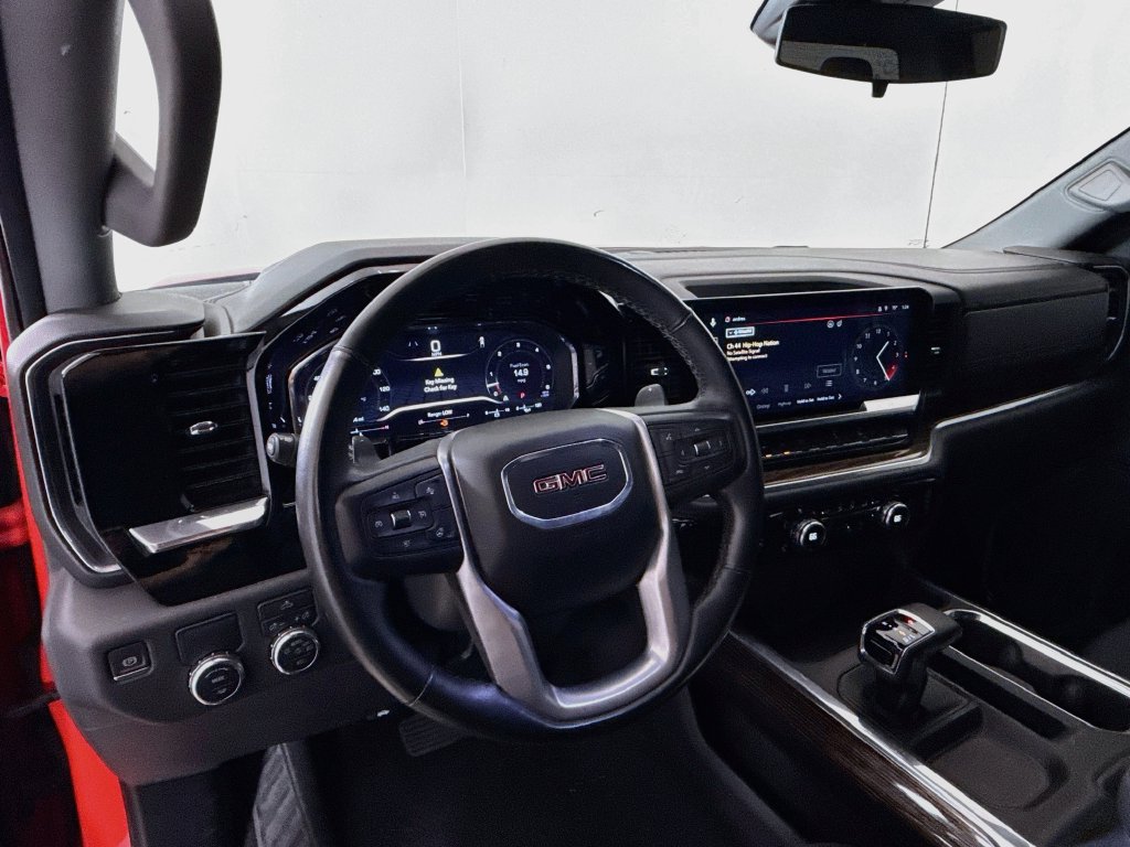 Used 2024 GMC Sierra 1500 Elevation RWD image 9