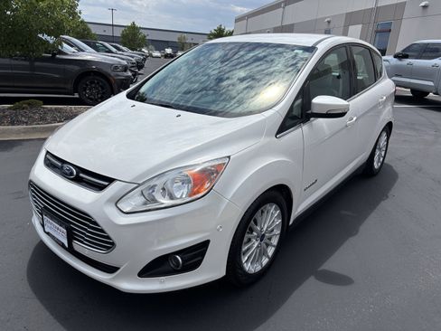Used 2015 Ford C-MAX SEL w/ Equipment Group 303A FWD image 3