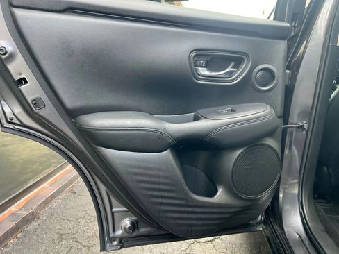 Used 2023 Honda HR-V EX-L image 22