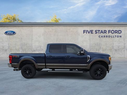 Used 2017 Ford F250 Lariat w/ Lariat Ultimate Package image 9