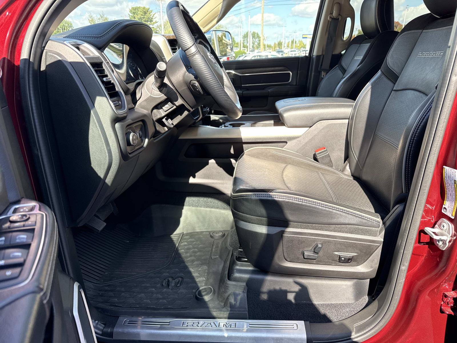 Used 2020 RAM 3500 Laramie AWD/4WD image 29