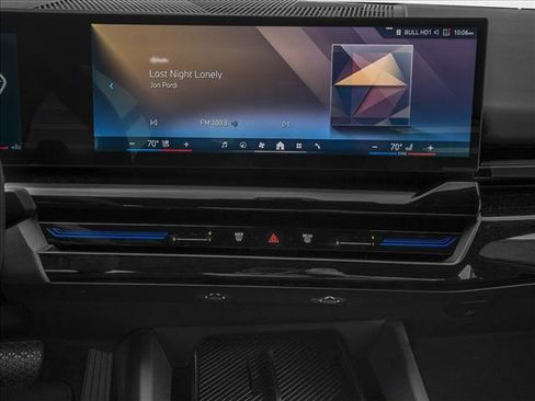 Used 2025 BMW 530i xDrive image 7