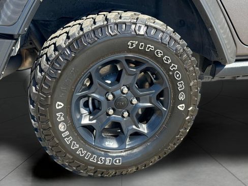 Used 2023 Jeep Wrangler Unlimited AWD/4WD image 23