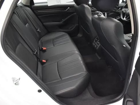 Used 2022 Honda Accord EX-L image 17