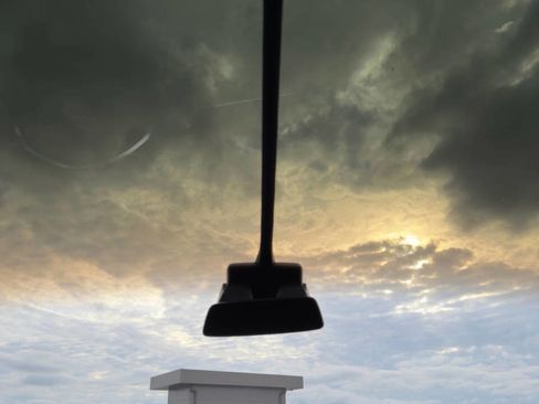 Used 2017 Tesla Model X 90D image 22