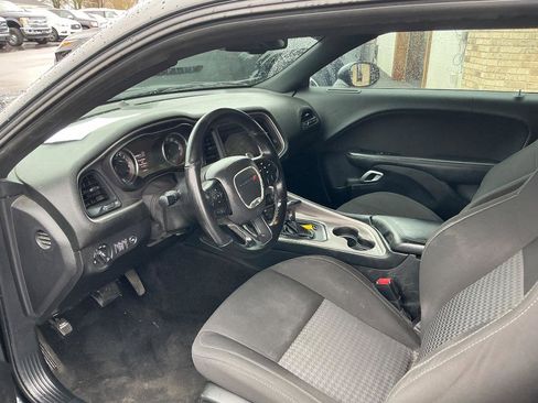 Used 2022 Dodge Challenger GT image 12