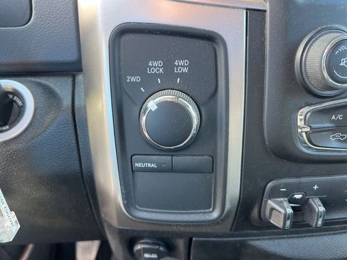 Used 2018 RAM 2500 Big Horn image 16