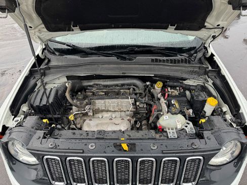 Used 2015 Jeep Renegade Latitude image 24