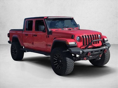 Used 2022 Jeep Gladiator Sport image 3