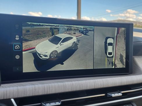 New 2025 Hyundai Sonata Limited image 19