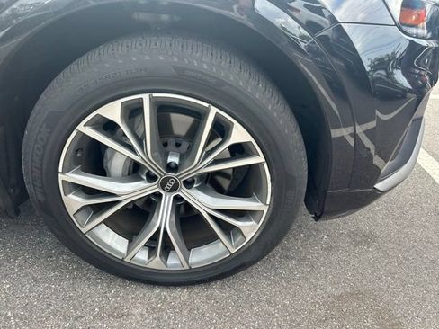 Used 2021 Audi Q8 Premium Plus w/ Premium Plus Package AWD/4WD image 18