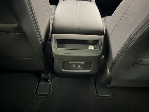 New 2026 Nissan Pathfinder SV image 22