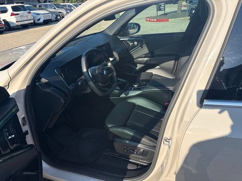 Used 2025 BMW X3 xDrive30i w/ Premium Package AWD/4WD image 16