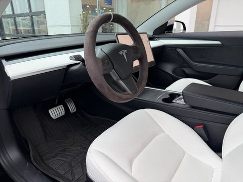 Used 2021 Tesla Model 3 Performance AWD/4WD image 13