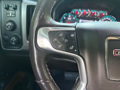 Used 2018 GMC Sierra 1500 SLT AWD/4WD image 19