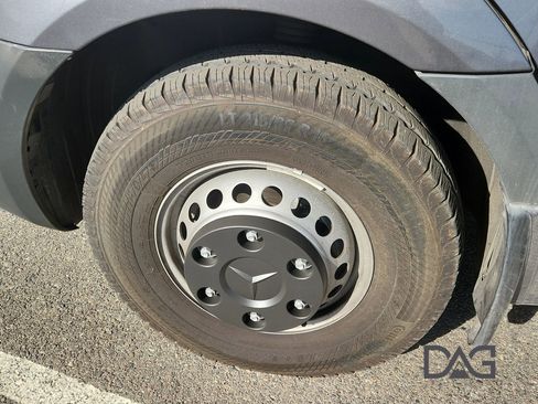 Used 2022 Mercedes-Benz Sprinter 4500 w/ Parking Package image 9