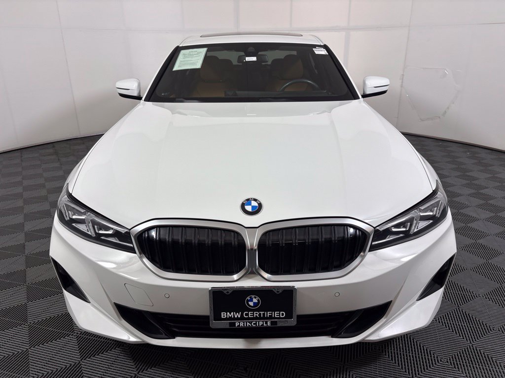 Certified 2024 BMW 330i Sedan w/ Convenience Package RWD image 3