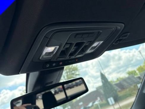 Used 2020 Chevrolet Silverado 1500 High Country AWD/4WD image 26