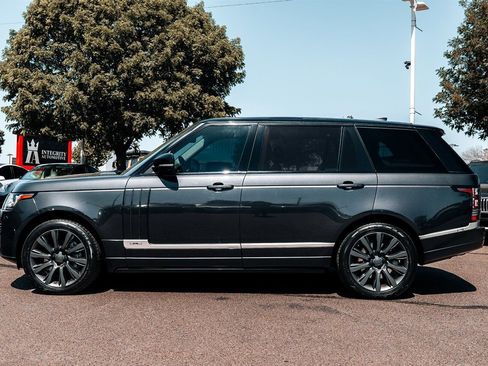 Used 2017 Land Rover Range Rover Long Wheelbase Supercharged AWD/4WD image 4