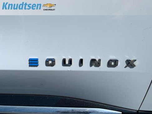 Used 2024 Chevrolet Equinox EV LT FWD image 9