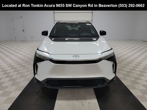 Used 2024 Toyota bZ4X AWD w/ Weather Package image 4