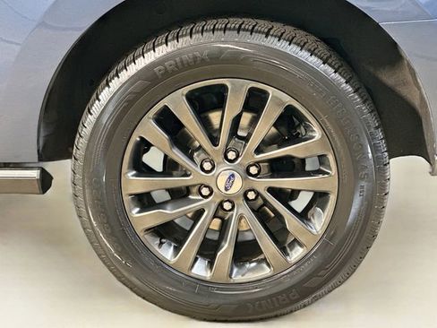 Certified 2020 Ford Expedition Limited image 7