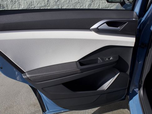 New 2026 Volkswagen Taos SEL AWD/4WD image 25