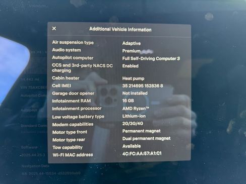 Used 2022 Tesla Model X Plaid image 26