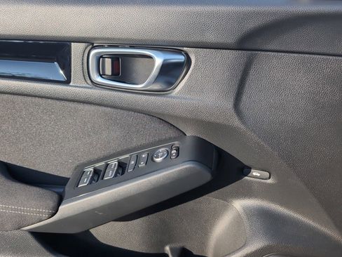 Used 2025 Honda Civic Sport image 22