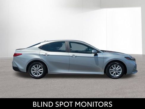 Certified 2025 Toyota Camry LE FWD image 4