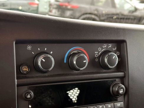 Used 2023 Chevrolet Express 2500 w/ Driver Convenience Package image 27